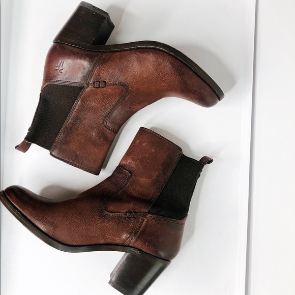 Frye Shoes - FRYE | Janis Gore Short Dark Brown Buffalo Boot 6